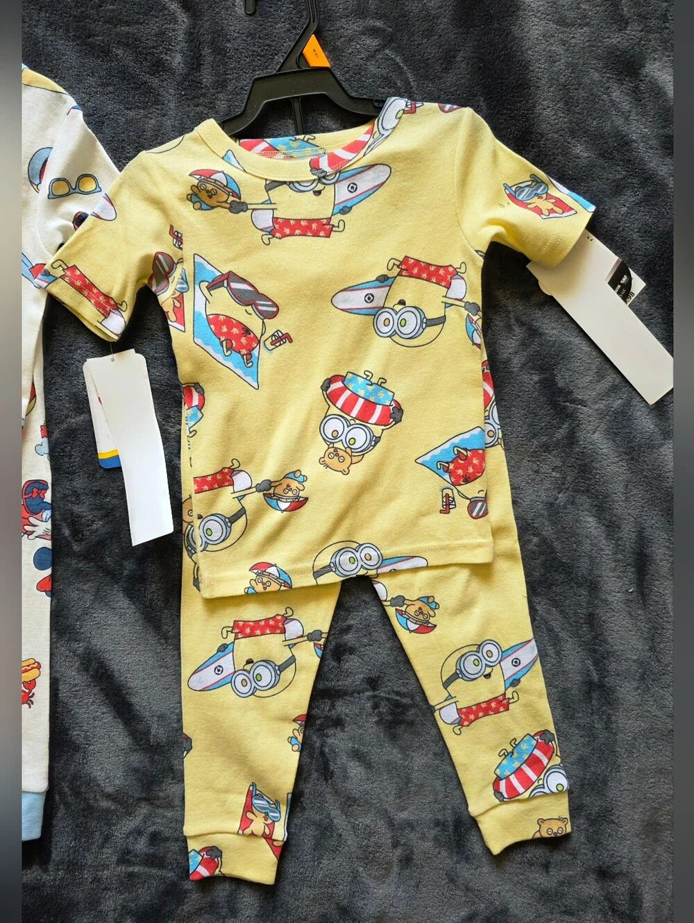 New summer toddler boy/ girl 2 pc pajamas bundle, minions & Mickey Minnie Mouse